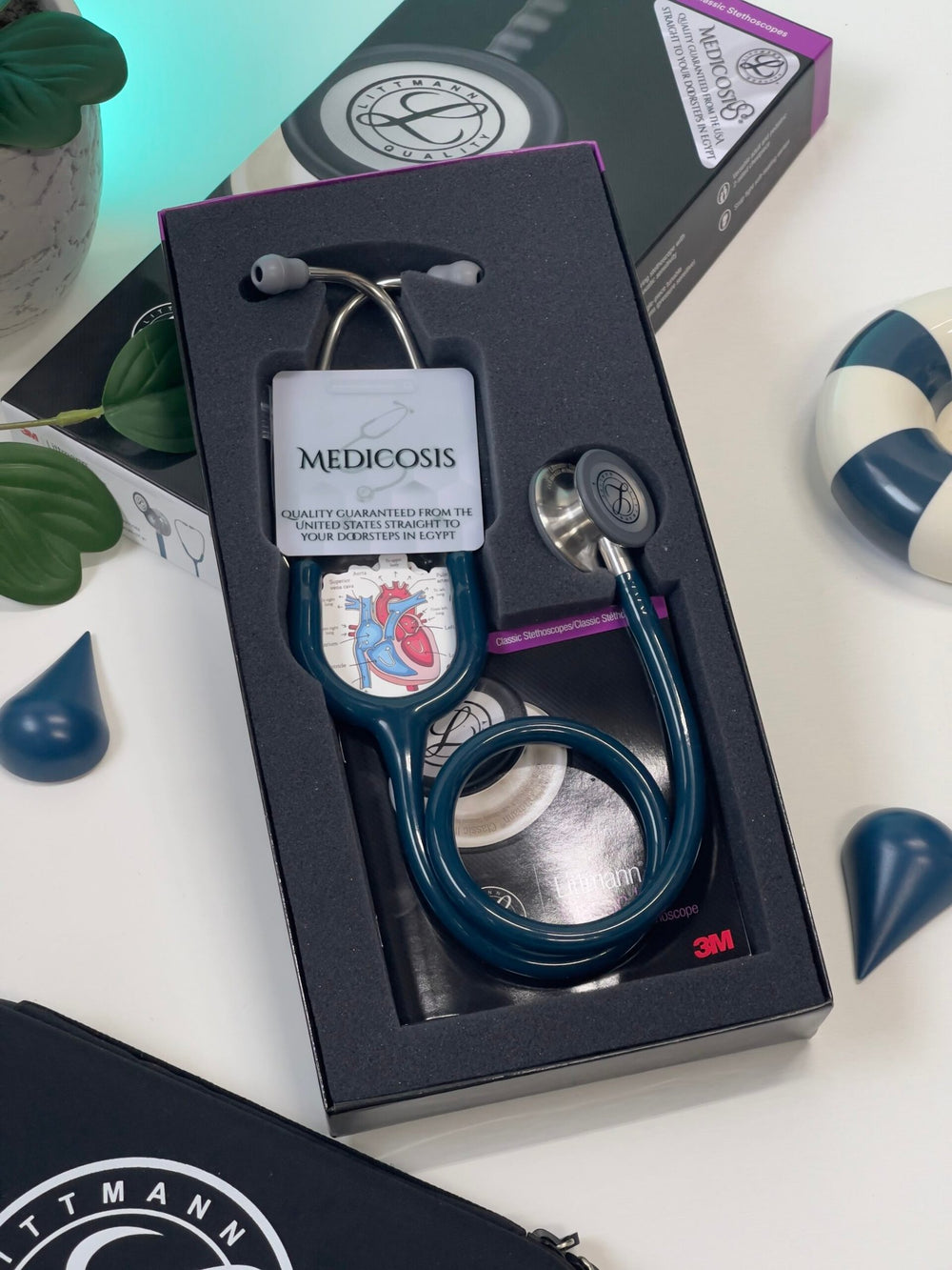3M™ Littmann® Classic III™ Stethoscope - Caribbean blue tube & Silver chest piece 5623