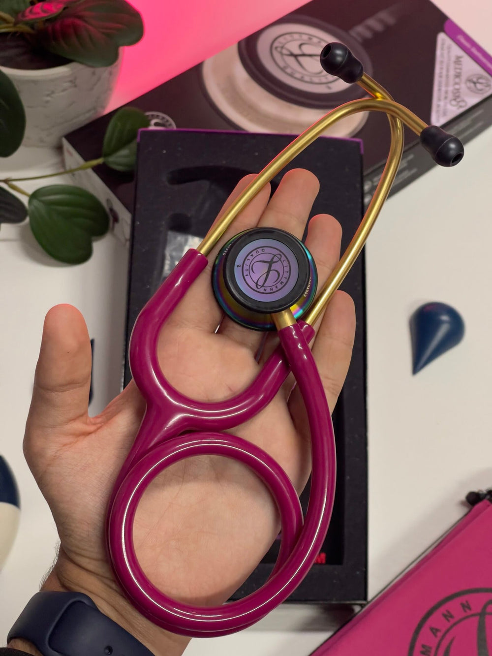 3M™ Littmann® Classic III™ Stethoscope - Raspberry tube & Rainbow finish chest piece 5806