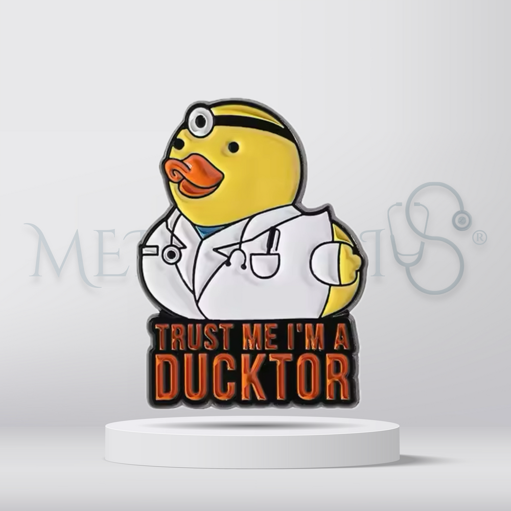 Trust me I'm a ducktor - Brooch