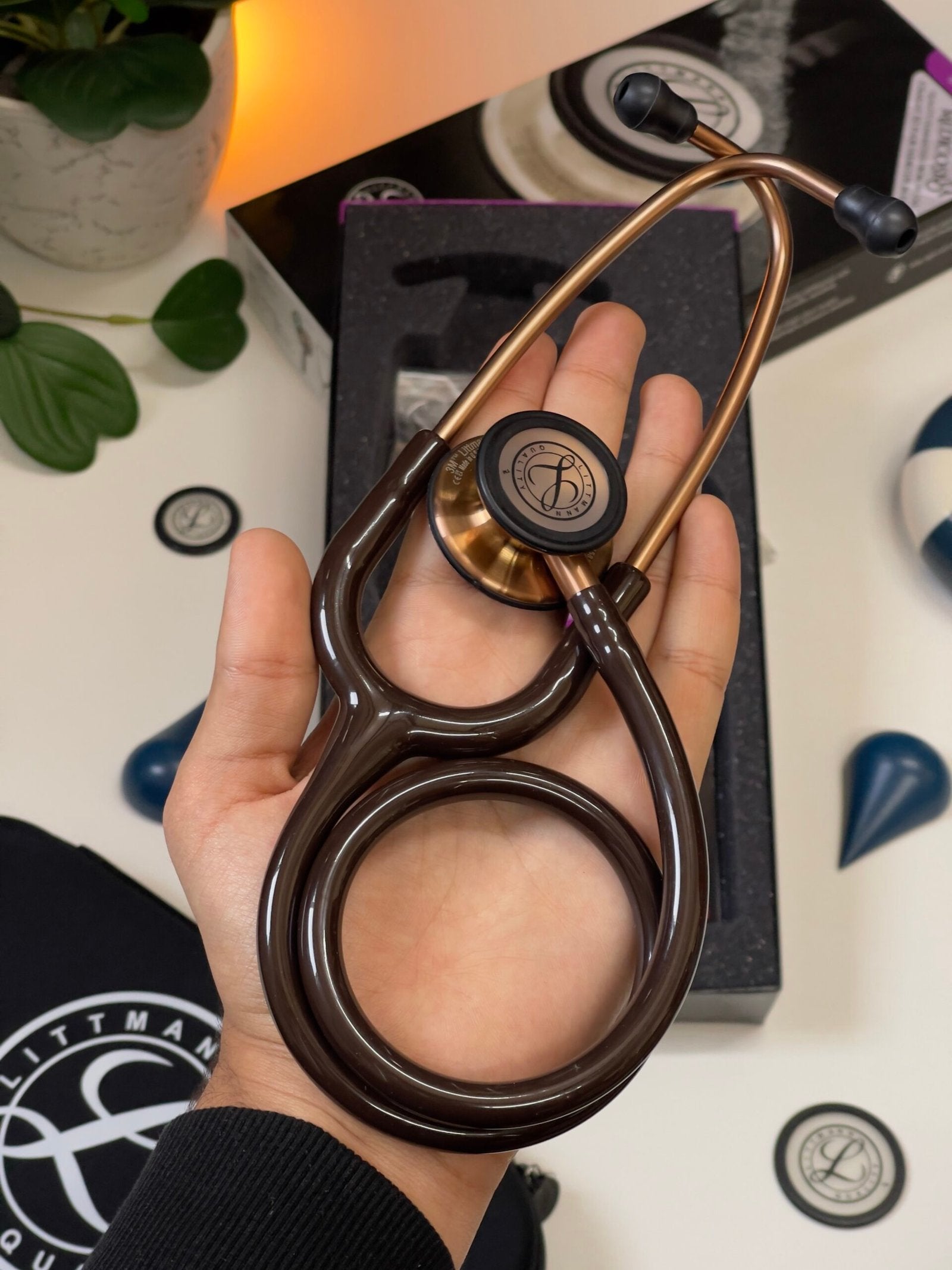 Littmann Classic III 聴診器27インチ チョコレートブラウン 3M™ Littmann® Classic III™ Stethoscope - Chocolate tube & Copper