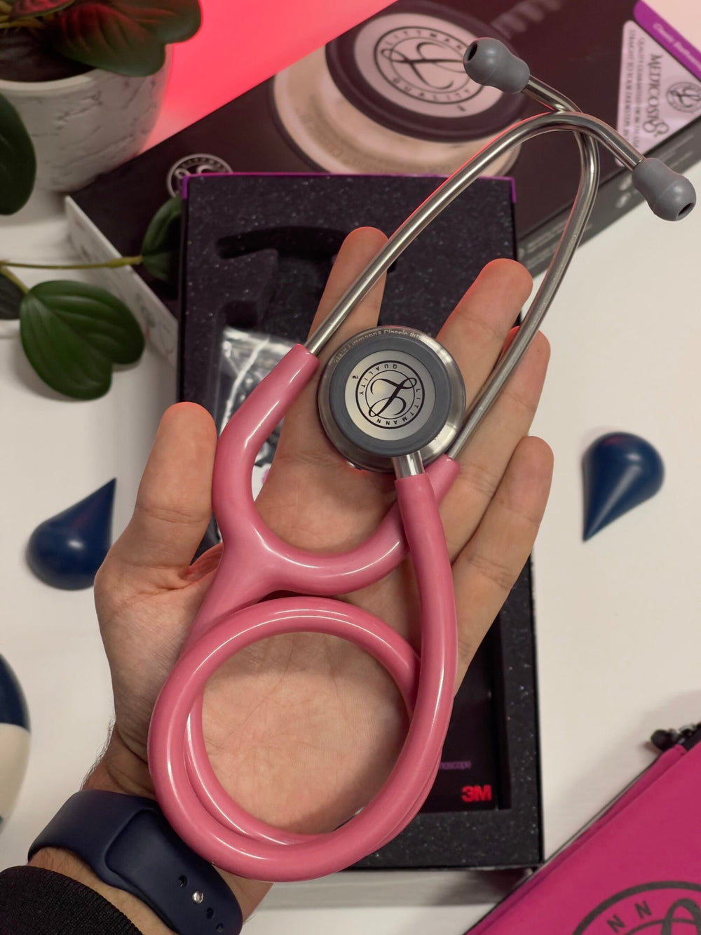 3M™ Littmann® Classic III™ Stethoscope - Pink tube & Silver chest piece 5633