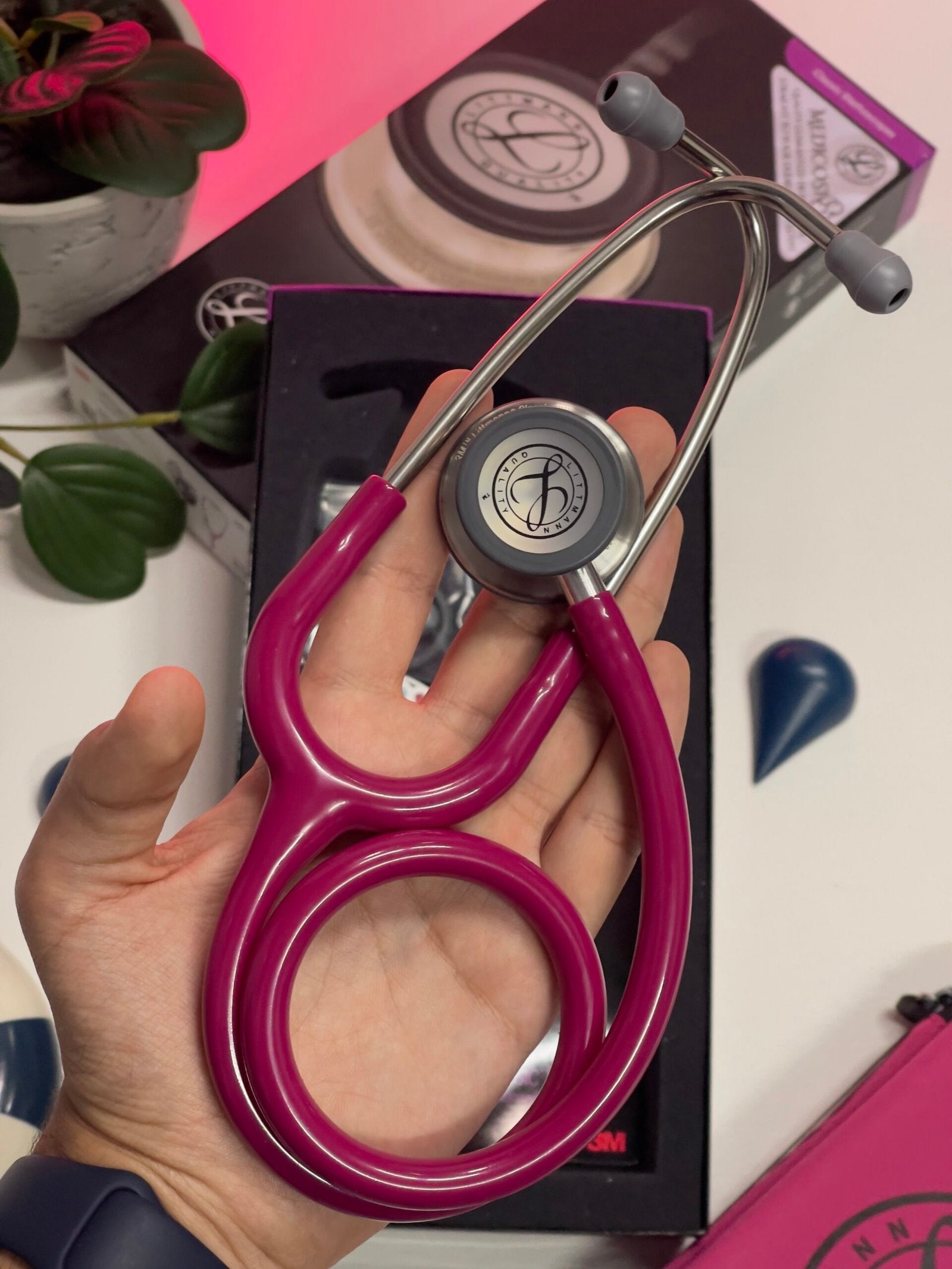 3M™ Littmann® Classic III™ Stethoscope - Raspberry tube &amp