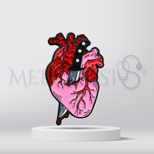 Stabbed heart - Brooch